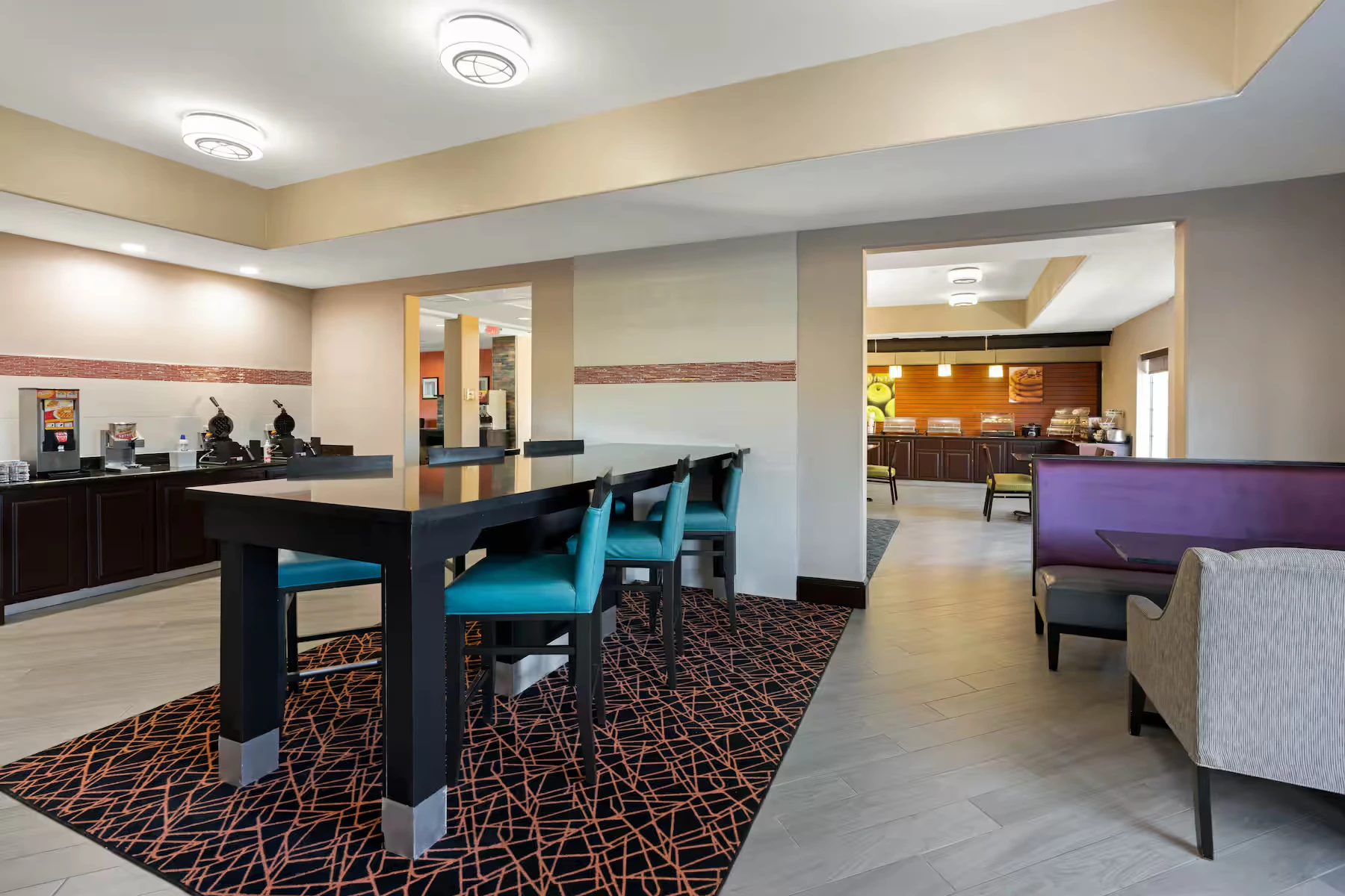 Hotel Breakfast Area Hotel Breakfast Area