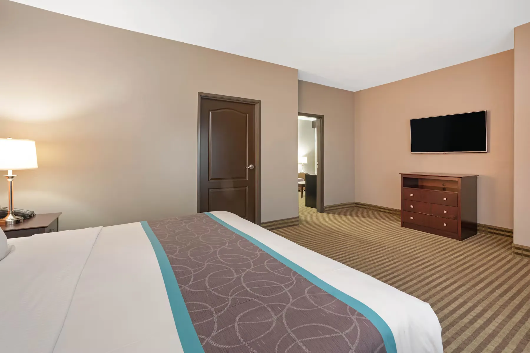 Comfortable Guest Room Comfortable Guest Room