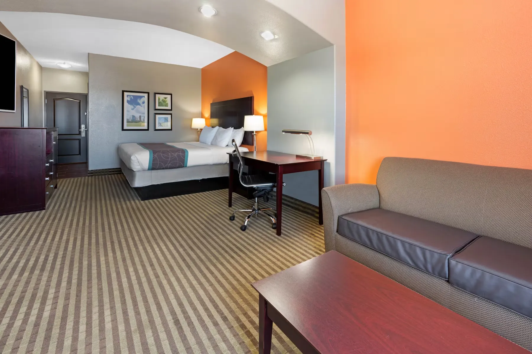 Modern Guest Room Modern Guest Room