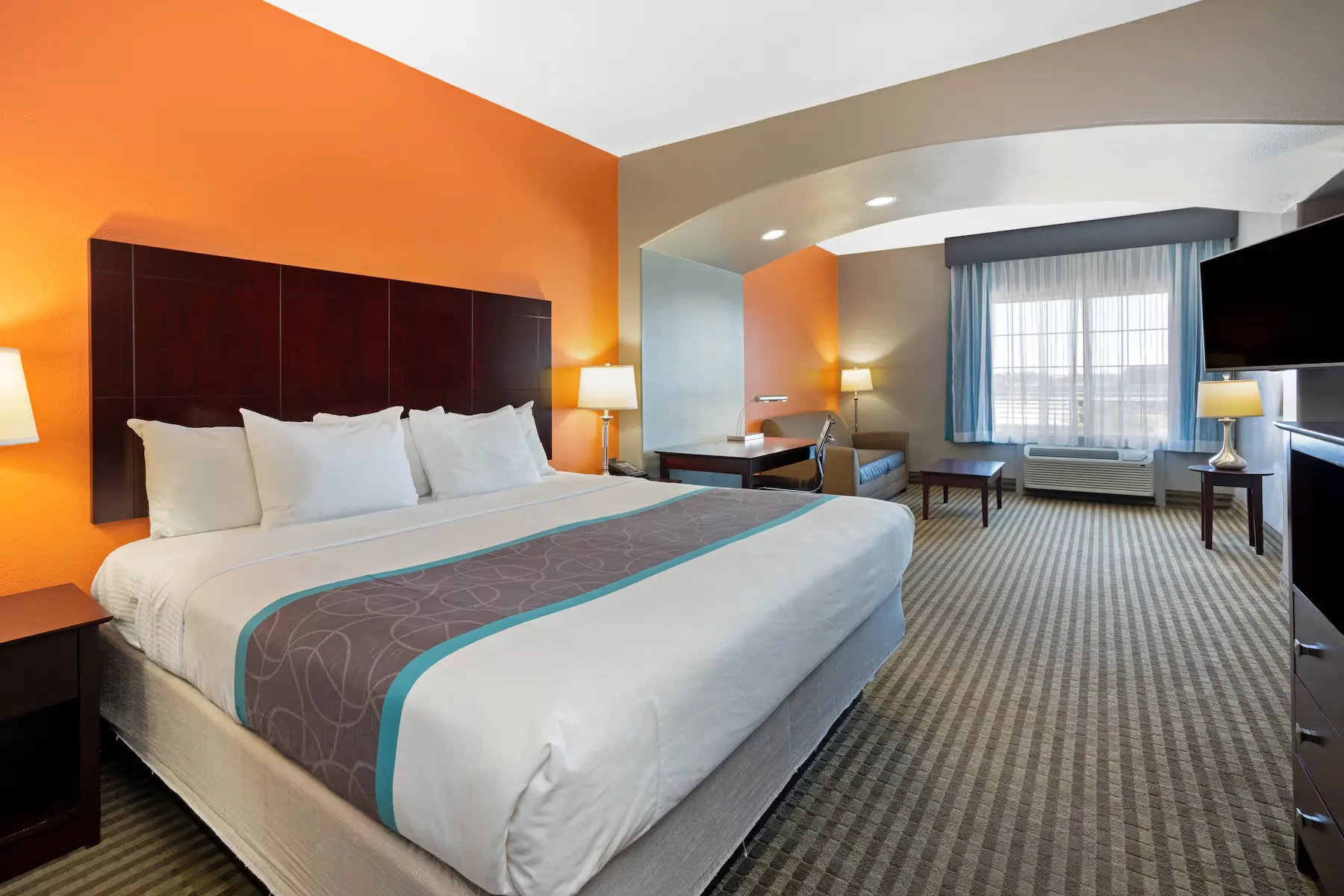 Modern King Room Modern King Room